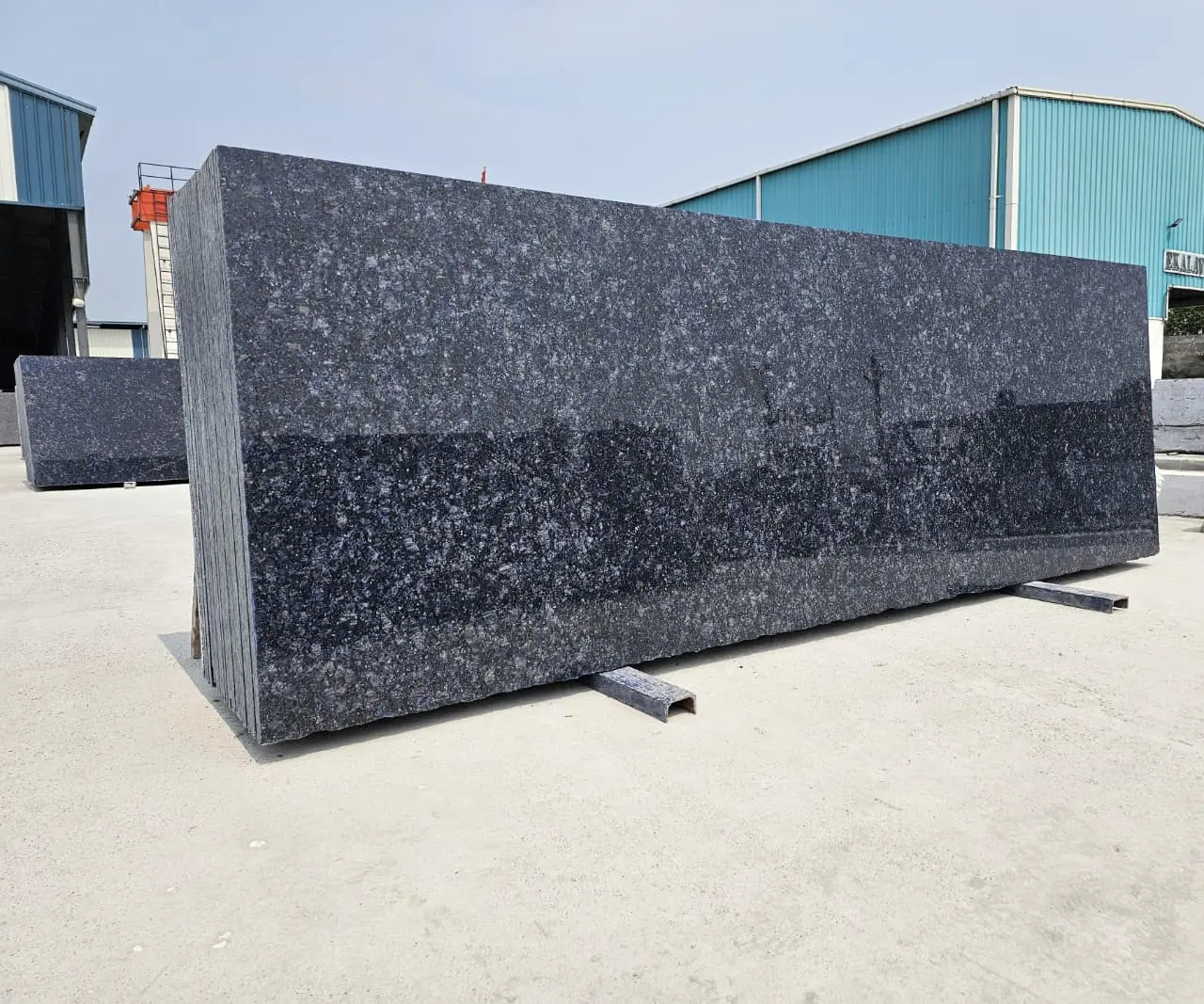 Polished granite prepared for project supply